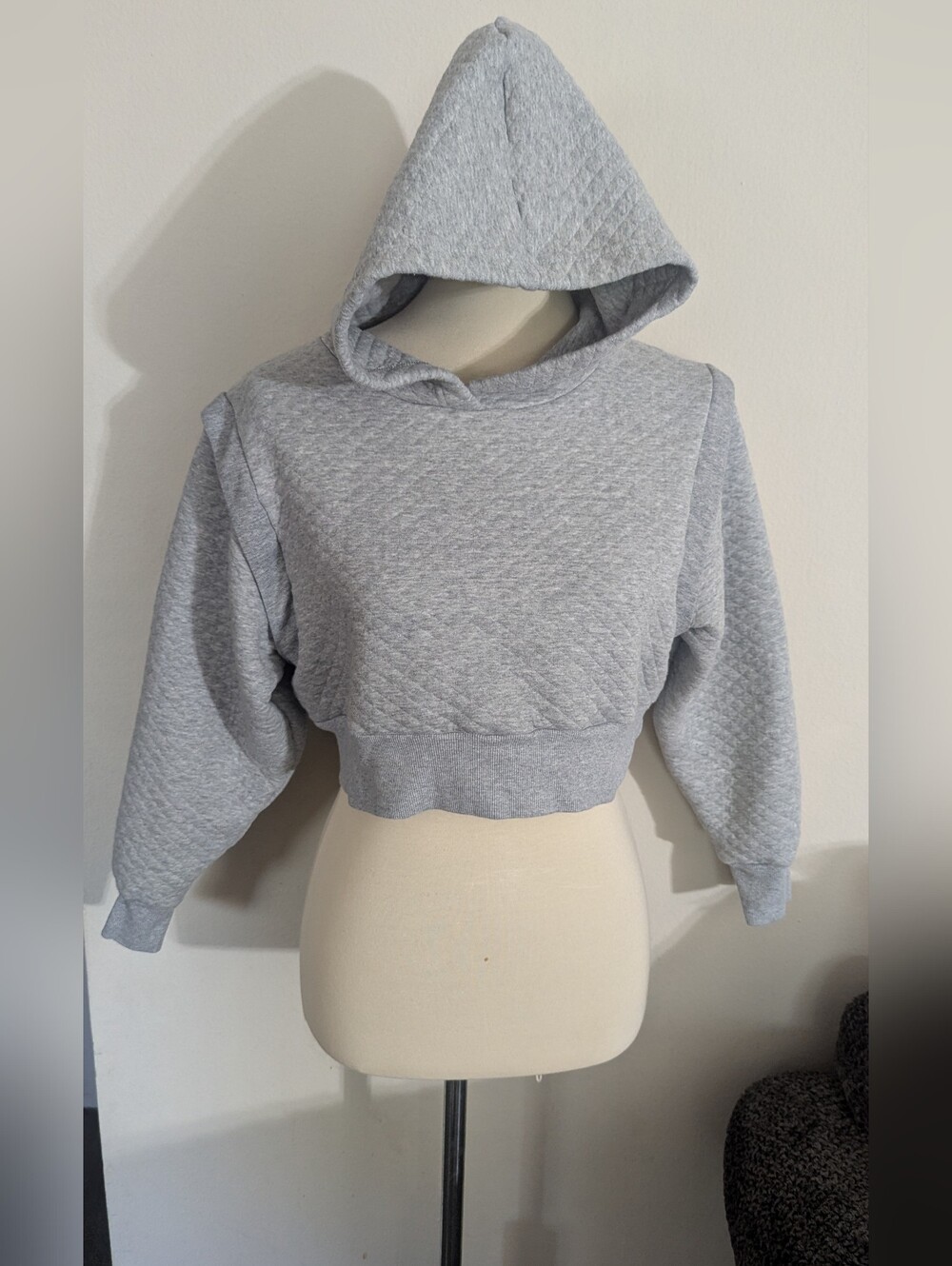 Kimberly C Gray Quilted Cropped Hoodie Sweatshirt Size S